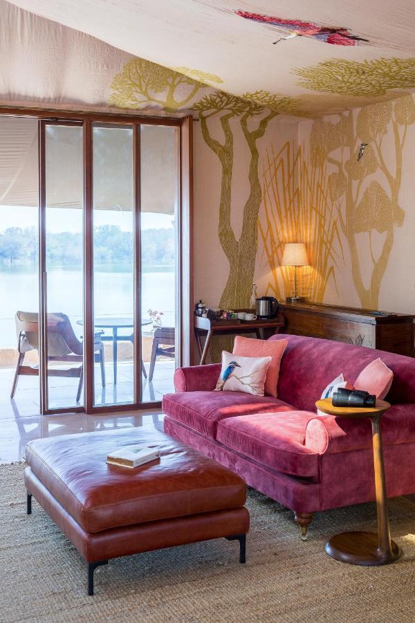 ราส ฉัตรสาคร Hotel Nimaj ภายนอก รูปภาพ