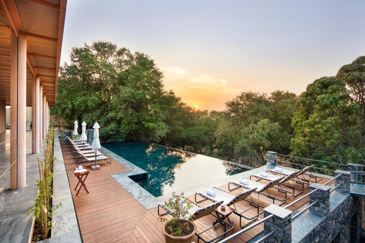 ราส ฉัตรสาคร Hotel Nimaj ภายนอก รูปภาพ