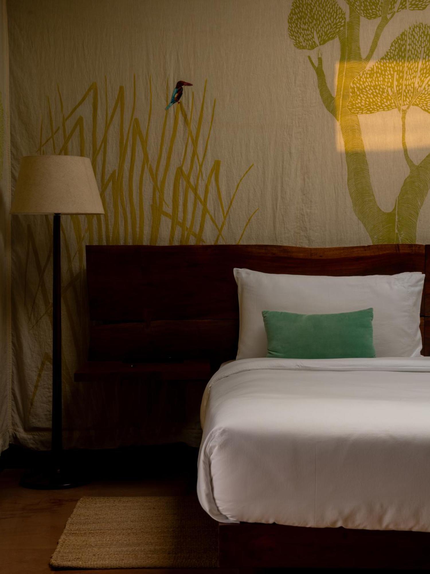 ราส ฉัตรสาคร Hotel Nimaj ภายนอก รูปภาพ